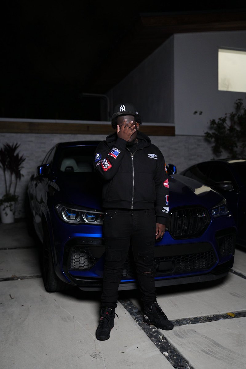 Noschgotfee__ tweet media