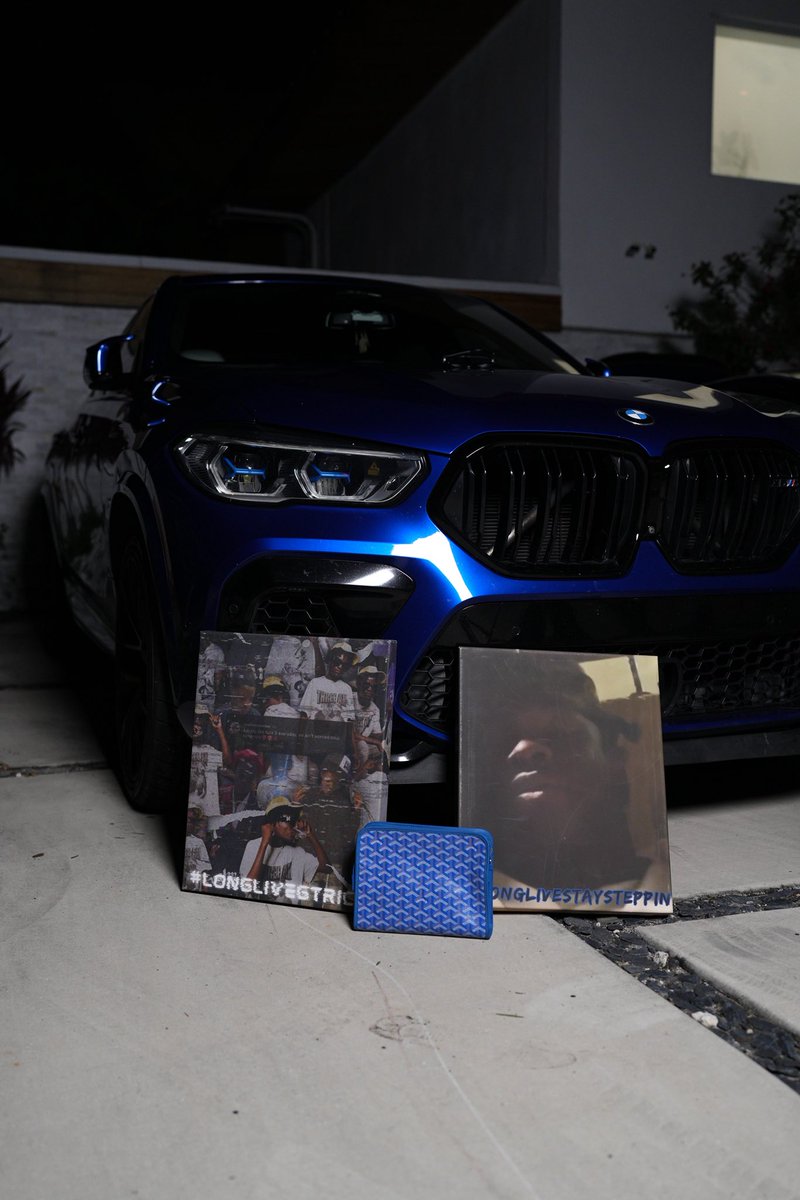 Noschgotfee__ tweet media