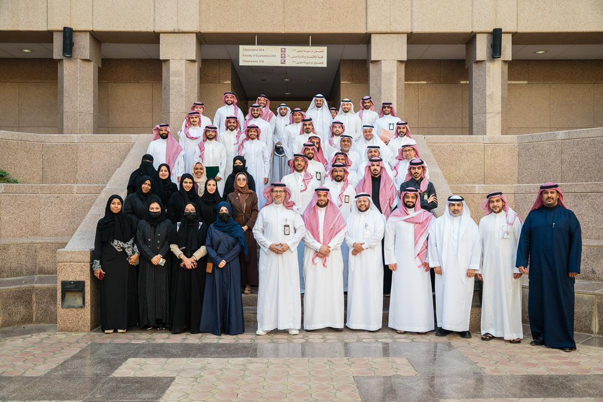جامعة الملك عبدالعزيز tweet media