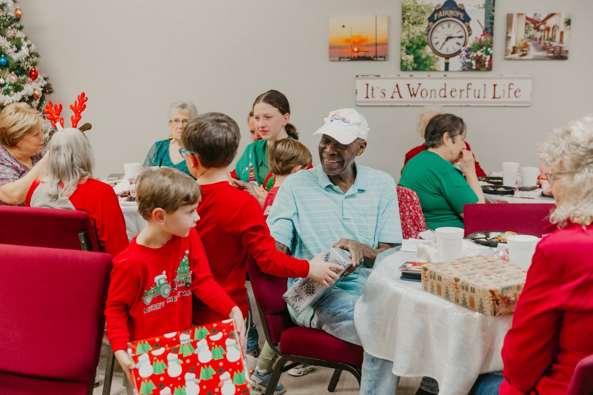 Cottage Hill Baptist Church tweet media