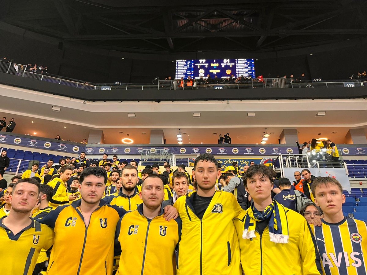 1907 ÜNİFEB Maltepe Üniversitesi Örgütlenmesi olarak Fenerbahçe Beko - Panathinaikos karşılaşmasında takımımızı yalnız bırakmadık.