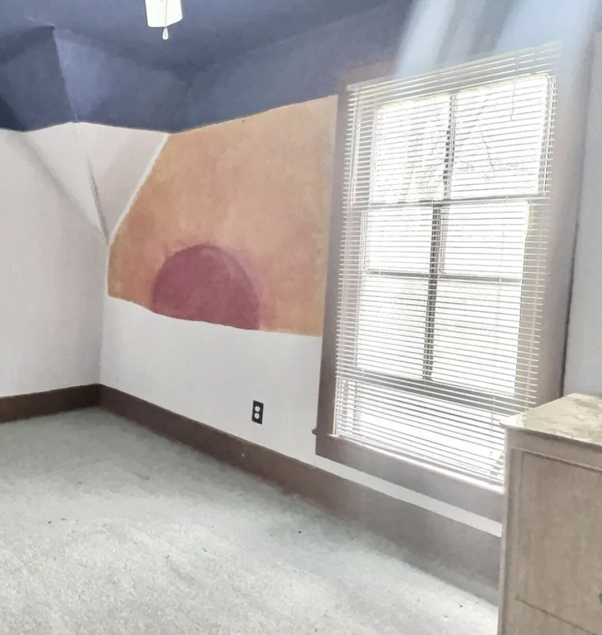 oldhouseunder50's tweet image. $49,900
The sun shines bright on this old #Missouri #handyman special #home. oldhousesunder50k.com/c-1900-four-be…