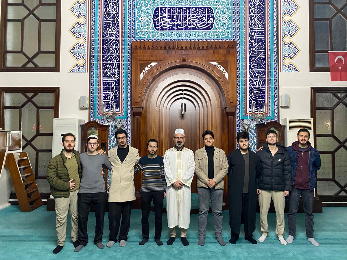 🕌 50 Üniversite 40 farklı Noktada Sabah Namazı Buluşmalarımızı gerçekleştirdik.

📍 İÜ Avcılar-Cerrahpaşa Kampüsü
📍 Medeniyet Üniversitesi 
📍 Marmara Üniversitesi Göztepe Kampüsü 
📍 Boğaziçi Üniversitesi