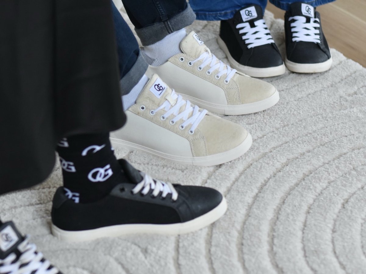 Seed to sole, yeah, I came up clean. Rooted deep, chasing legacy dreams. Earth on my feet, I walk on truth. Organic soul, roots runin’ through. Recycled soles, yeah, I step fresh.  Hemp and pineapple, tailored, yes. OG on the rise, I’m ahead the game.