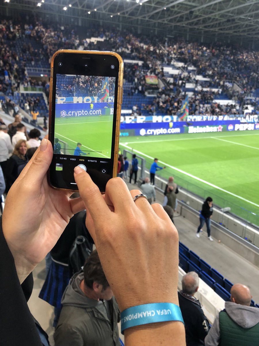 mtfk_80's tweet photo. @LoadedLions_CDC @cryptocom @ChampionsLeague #UCLwithCrypto  #LoadedLions https://t.co/Je3lnPal9d