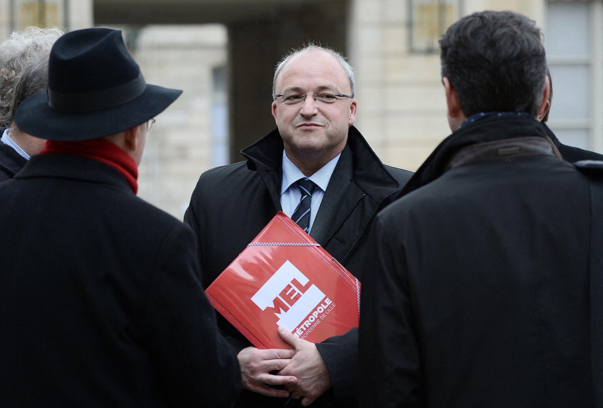 Le président de la métropole de Lille, Damien Castelain, condamné à deux ans d’inéligibilité avec exécution provisoire
➡️ l.leparisien.fr/SFVC