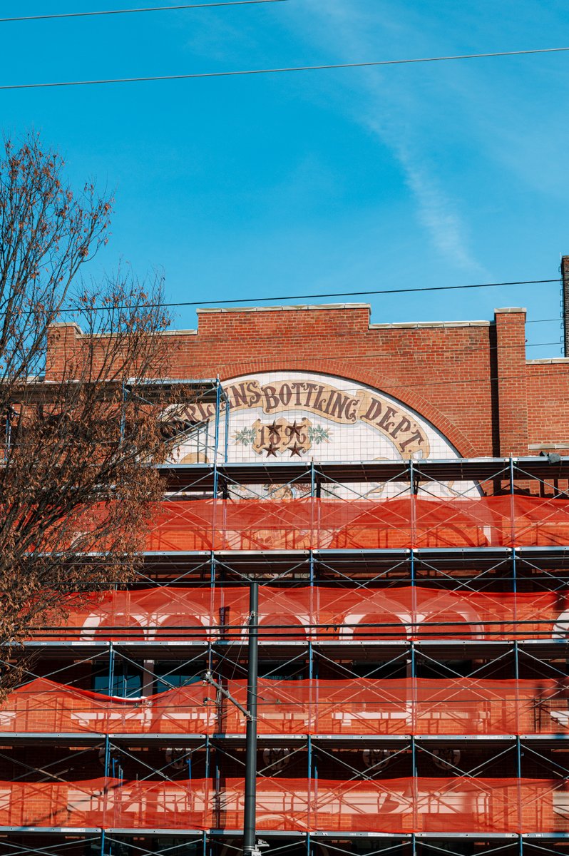 rhinegeist's tweet image. HUGE NEWS for Cincy beer lore fans!
If you’ve stopped by the brewery over the past few months, you probably noticed the scaffolding. Well, while performing some (much-needed) facade repairs, workers uncovered a stunning, early-twentieth-century encaustic tile mosaic by famed…
