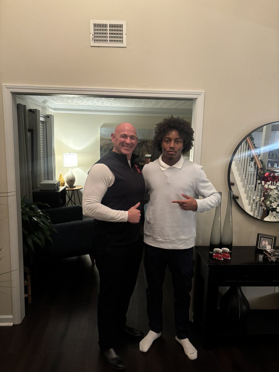 JoshuaOwen7561's tweet image. After a great talk with @TerryUrsin I am blessed to receive my 7th Division 1 offer from Cornell University @Coach_Hatcher20 @DanSwanstrom @CoachEFranklin @coachjuwash @DekalbRecruits @RecruitGeorgia @djmckayhan