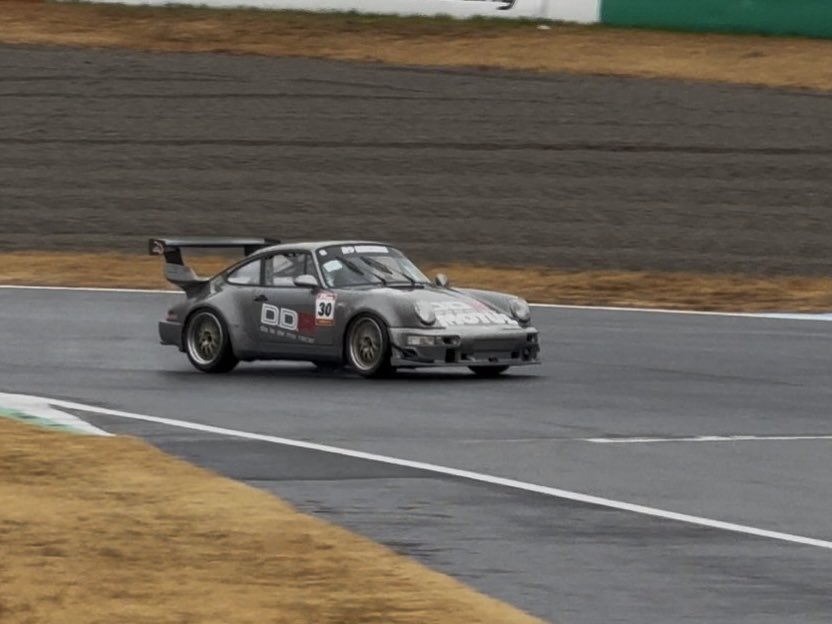 R9 RACING tweet media