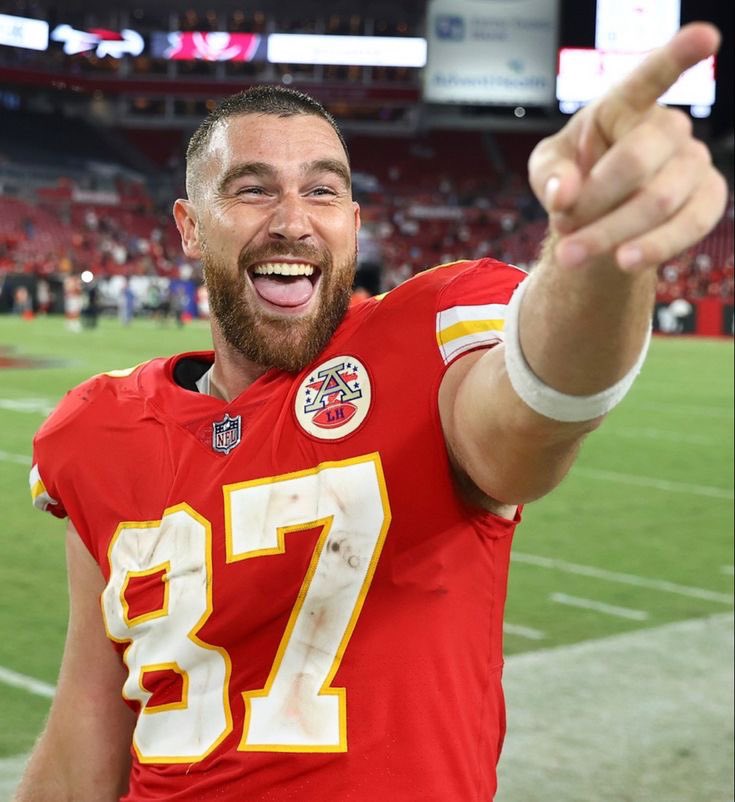 #WPMOYChallenge  + <a href="/tkelce/">Travis Kelce</a>