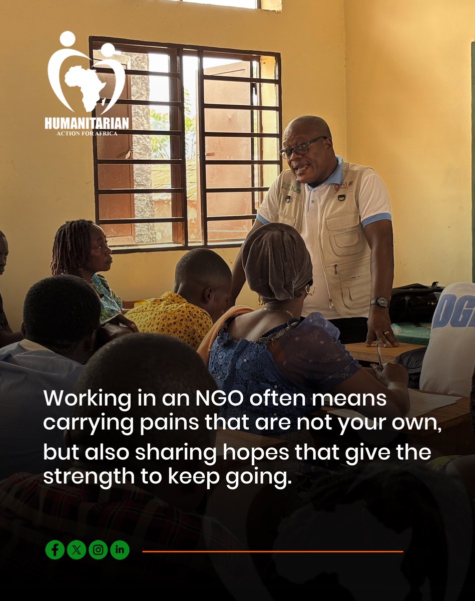 Humanitarian_AA's tweet image. Behind every humanitarian action, there are committed women and men working with dedication and heart.

#HumanitarianWork #NGO #Solidarity #Commitment