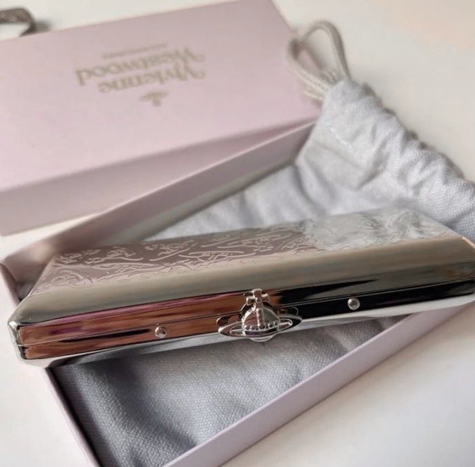 𝓇𝑜𝓈𝒾𝑒 tweet media