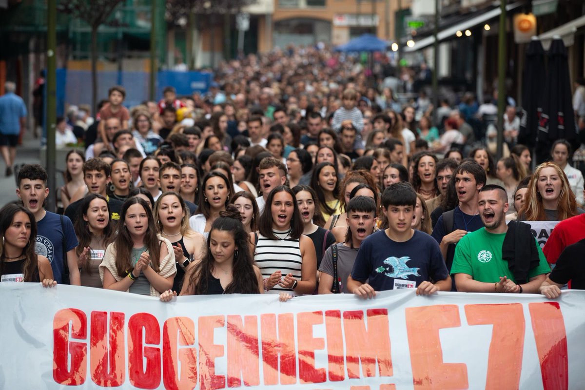 ✊🏼🛑 | 𝐆𝐔𝐆𝐆𝐄𝐍𝐇𝐄𝐈𝐌 𝐔𝐑𝐃𝐀𝐈𝐁𝐀𝐈 𝐆𝐄𝐋𝐃𝐈𝐓𝐙𝐄𝐀 𝐋𝐎𝐑𝐓𝐔 𝐃𝐔𝐆𝐔!

Ez da Guggenheimik egingo Urdaibaien. Hori adierazi du Guggenheim Patronatoak.