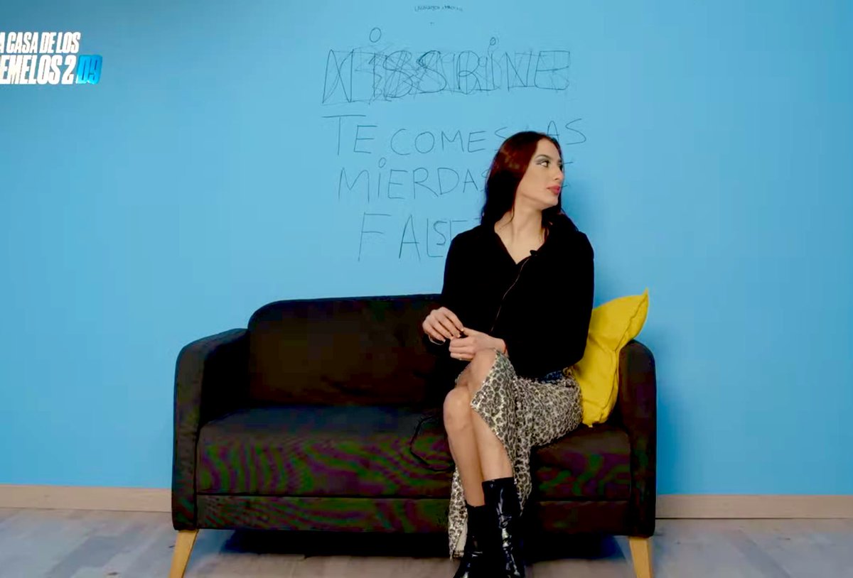 Nissy es MADRE, y que digan lo que quieran pero esta mujer ha servido contenido como nadie. Ha dado muy buen show y a día de hoy siguen sin valorarla. Ojalá llegue muy lejos en este reality. #LaCasaDeLosGemelos2D9