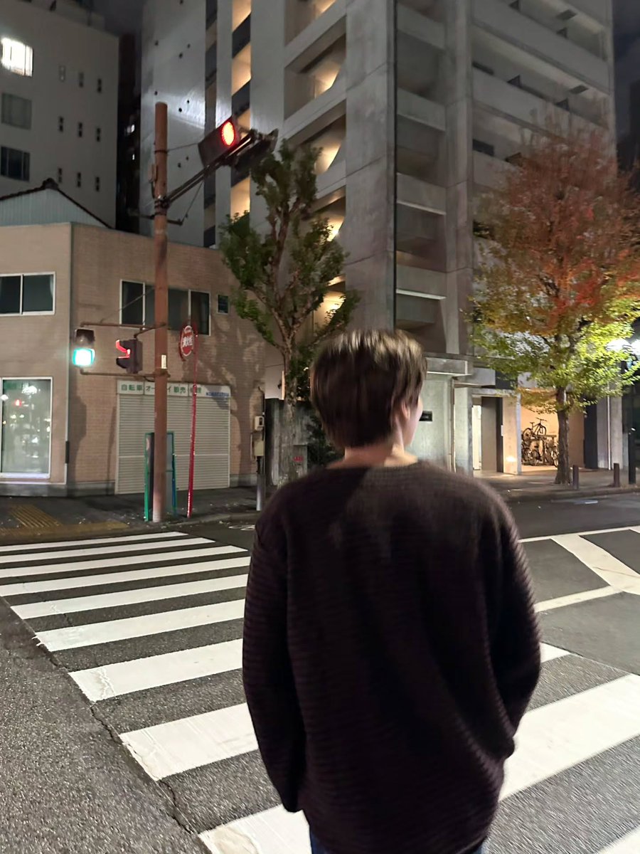 Fan_Taehyun_FR's tweet photo. -PHOTOS | 11.12.25-

Le compte lnstagram de #TAEHYUN a été mis à jour avec des photos. (2)

"🌃"

🔗https://t.co/Nh0702YDDj

@TXT_members @TXT_bighit https://t.co/Jm5ObD6YVh
