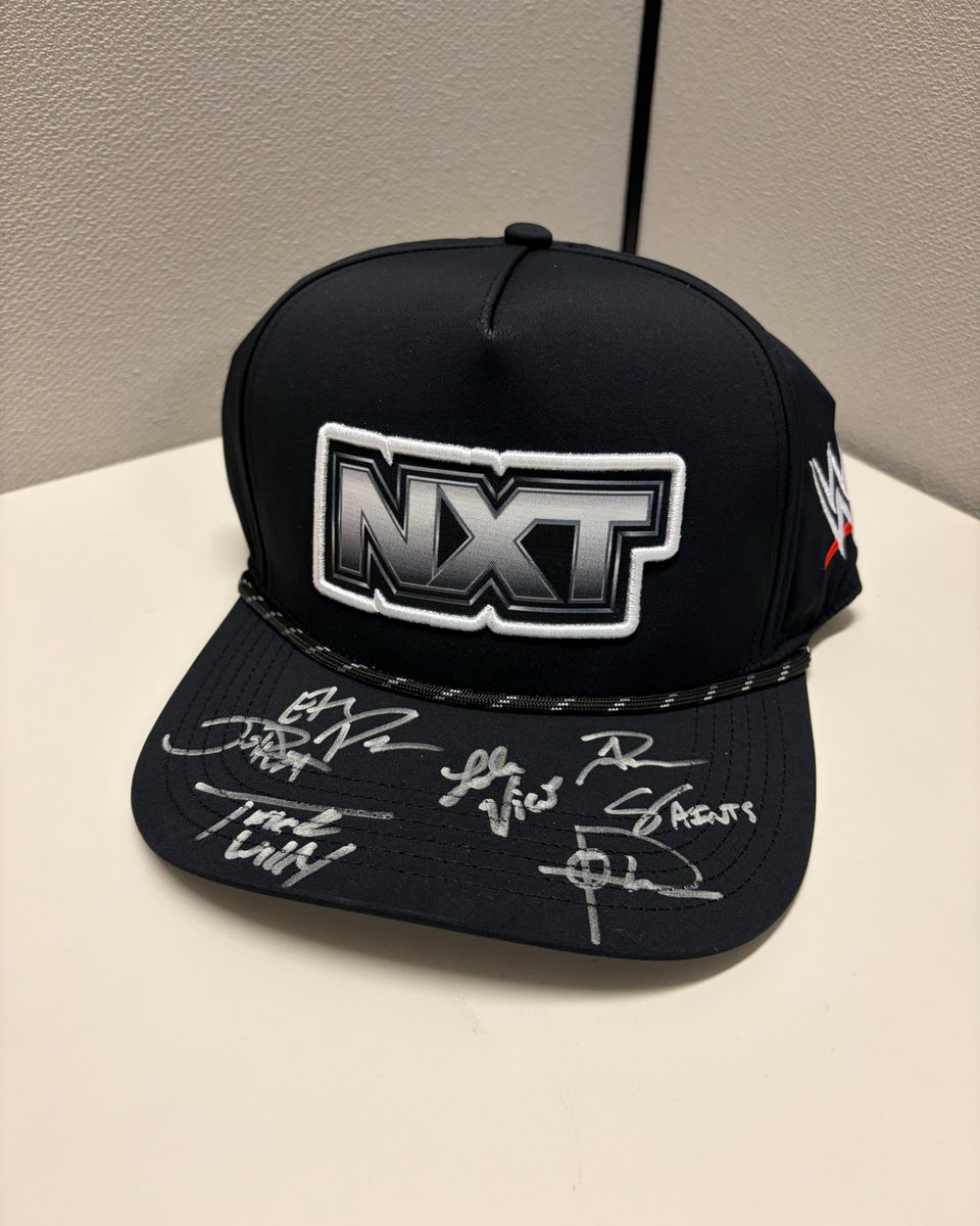 TheCW_Sports's tweet image. 🚨 NXT GIVEAWAY DAYS 🚨

It's grand prize time!!! Enter now for a chance to win a @WWENXT hat signed by NXT Superstars Sol Ruca, Trick Williams, Lola Vice, Oba Femi, Jaida Parker, Ethan Page and Ricky Saints!

To enter:    
1. Follow @TheCW_Sports
2. Repost/share this post

Full…