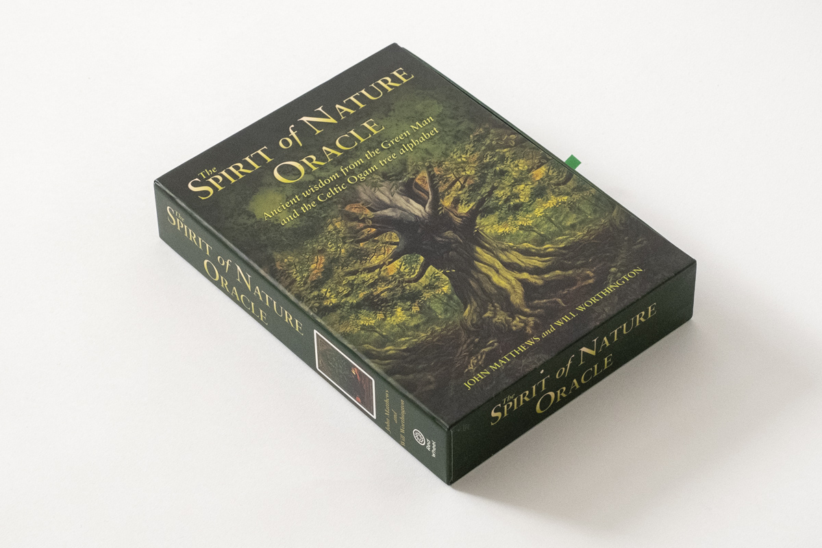 isaacblake1979's tweet photo. Oracle deck of the day: #TheSpiritofNatureOracle, Ancient wisdom from the #GreenMan and the #Celtic #Ogam #tree #alphabet
by #JohnMatthews (Author), #WillWorthington (Illustrator)
#TheGreenMan is an #ancient and popular icon of the natural world β the very spirit of #nature... https://t.co/m49c5ux6vr