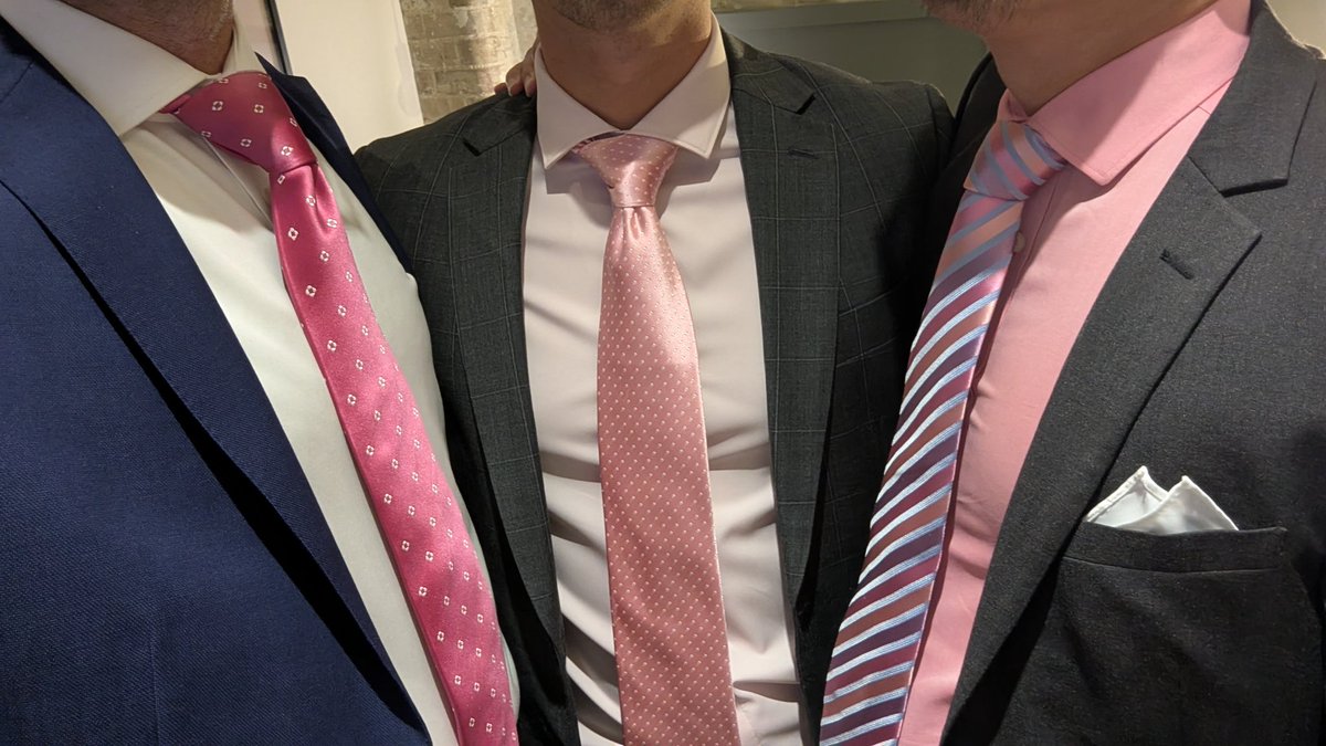 On Wednesday's, we wear pink 🩷 
<a href="/SuitPlayBris/">SuitPlayBris</a> <a href="/GKsuitlover/">GK</a> 😈