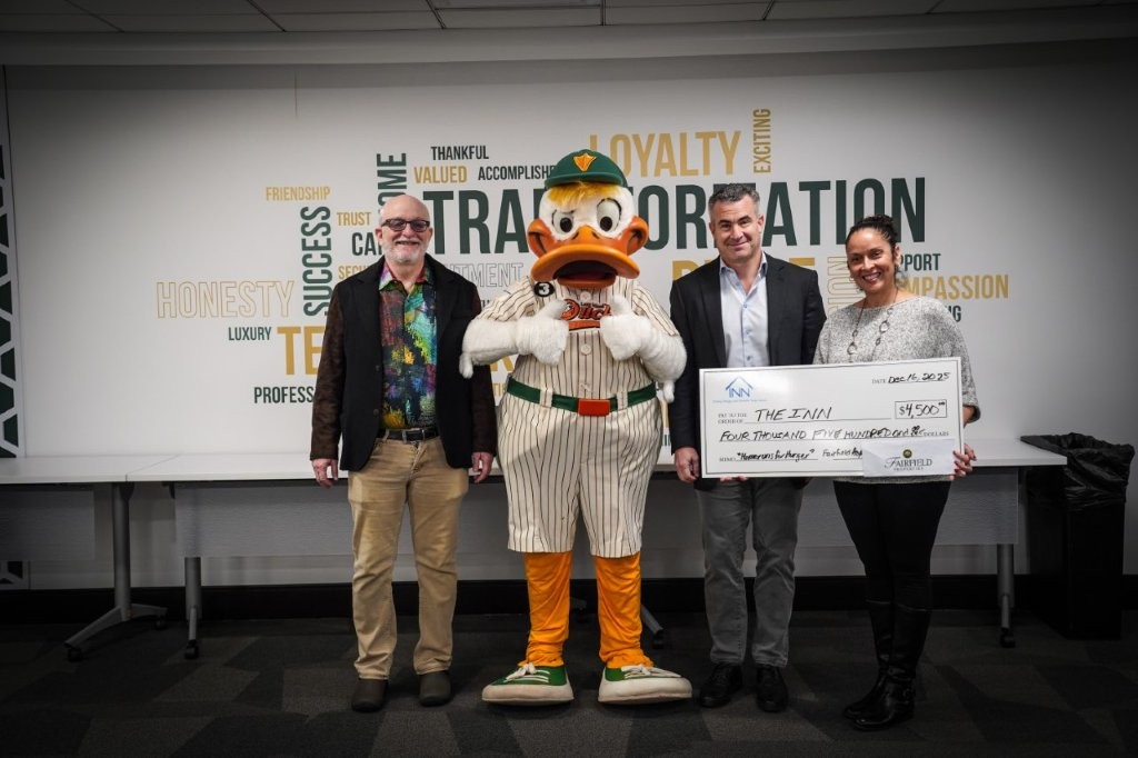 For the 2nd year in a row, The INN is a proud recipient of a generous $4,500 donation from Fairfield Properties and the Long Island Ducks as part of their #HomerunsforHunger initiative this season!  ow.ly/ivYB50XKAQN