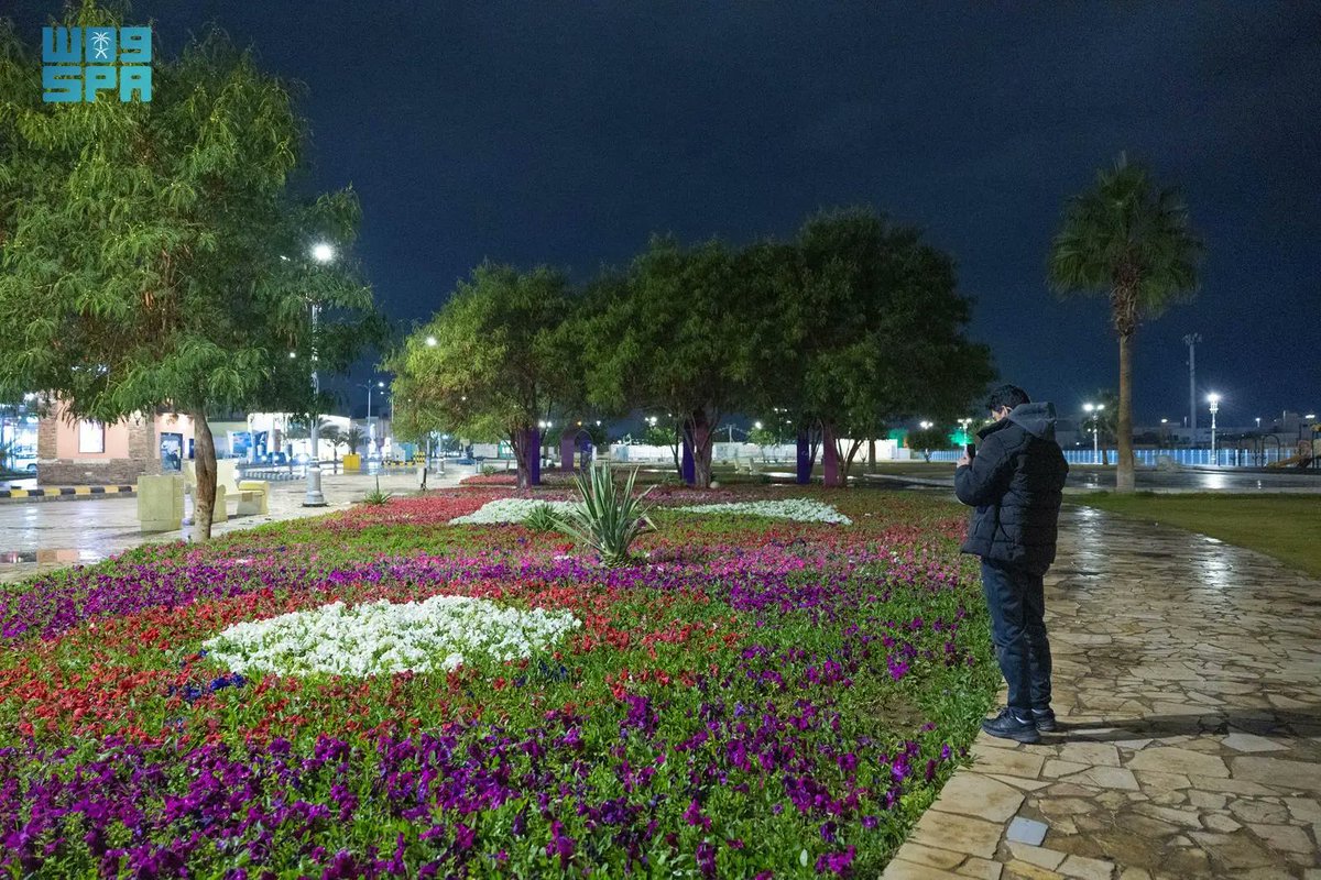 "واس" ترصد عرعر بعد أمطار العصر.. الحدائق والميادين تكتسي بحُلّة ربيعية مميزة.
spa.gov.sa/ar/w2467733
#واس