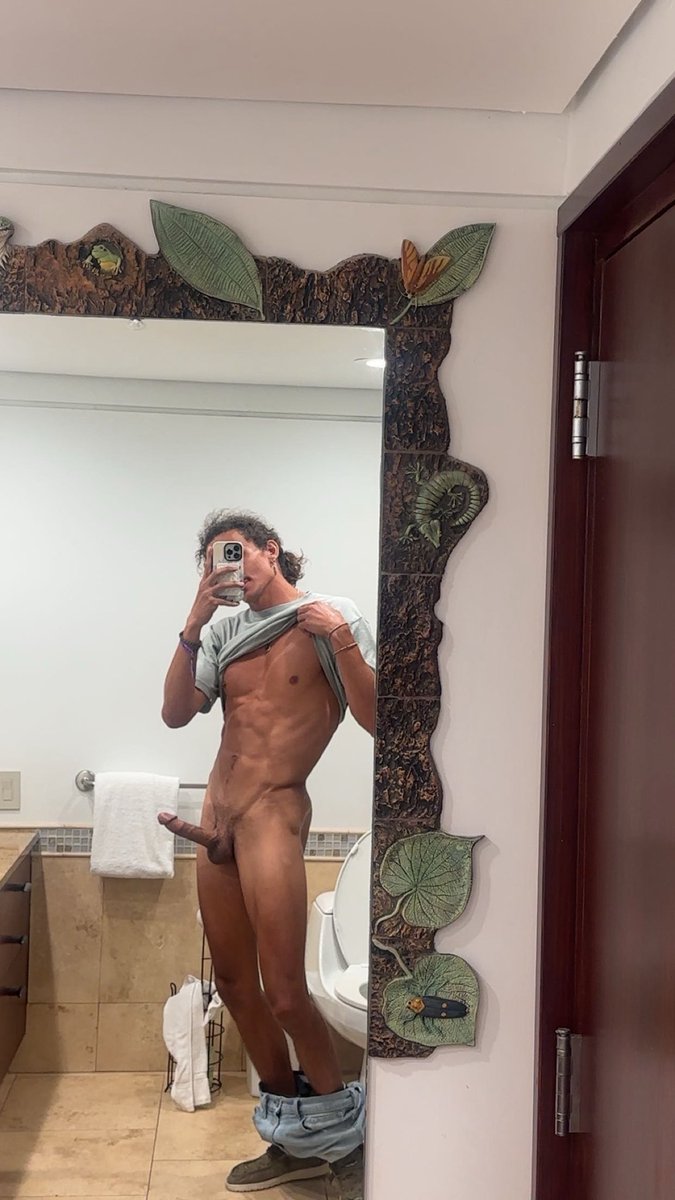 makingoftarzan's tweet photo. What’s poppin yall☺️ https://t.co/DhDy1LCp0q