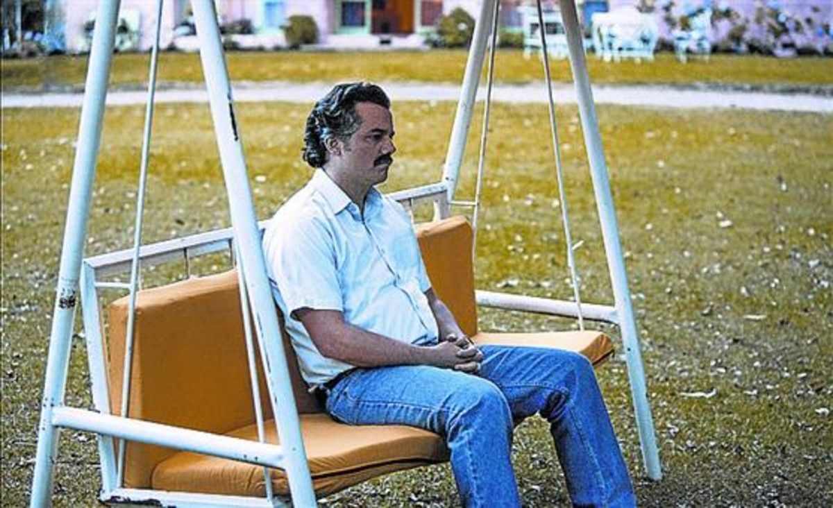 Me han dicho que no tengo ni puñetera gracia. Así que me retiro del humor por la puerta chica. Pero antes os dejo esto para demostrar que tienen razón.
Badalona / Badalone