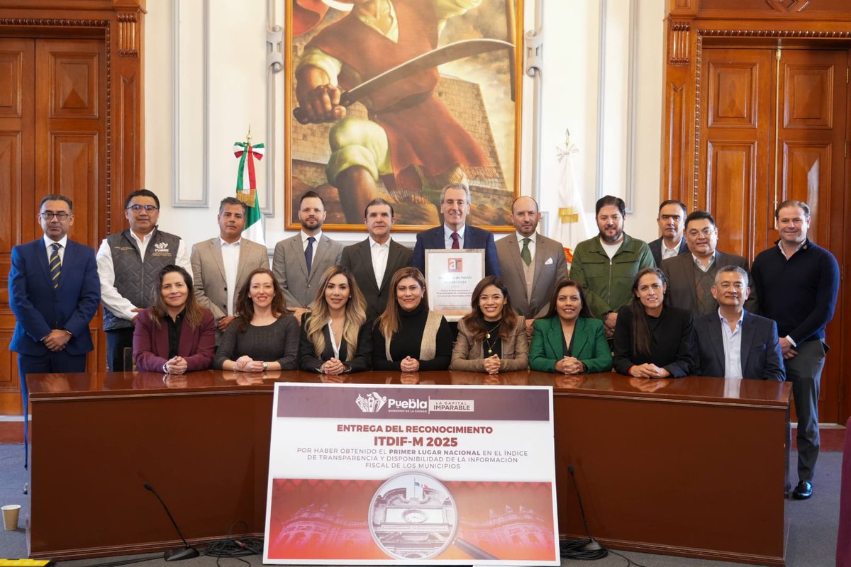Puebla_IMPLAN's tweet photo. 📊 ¡Puebla es la ciudad más transparente del país!
Reconocidos con el 1er lugar nacional en el Índice de Transparencia y Finanzas ITDIF-M 2025.
Celebramos el liderazgo de @pepechedrauimx y @laugarglez.
🏛️ #LaTransparenciaSePlanifica
#PueblaTransparente #IMPLAN https://t.co/jXahwoUSOS