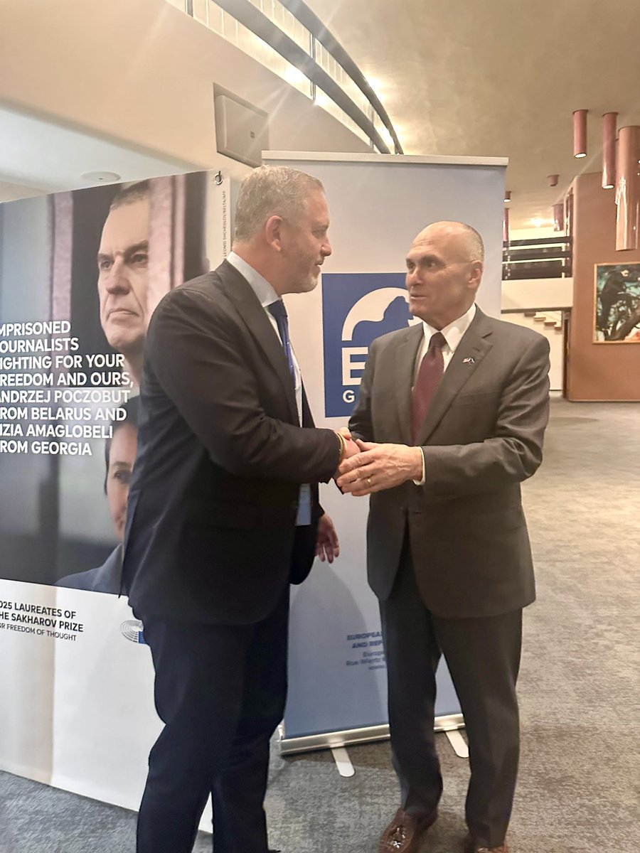 It was a pleasure to welcome His Excellency <a href="/AndyPuzder/">Andy Puzder</a>, U.S. Ambassador to the EU, to the European Parliament today for an insightful exchange on transatlantic relations.
<a href="/ecrgroup/">ECR Group</a> 
<a href="/SpainECR/">Delegación Española del Grupo ECR</a>