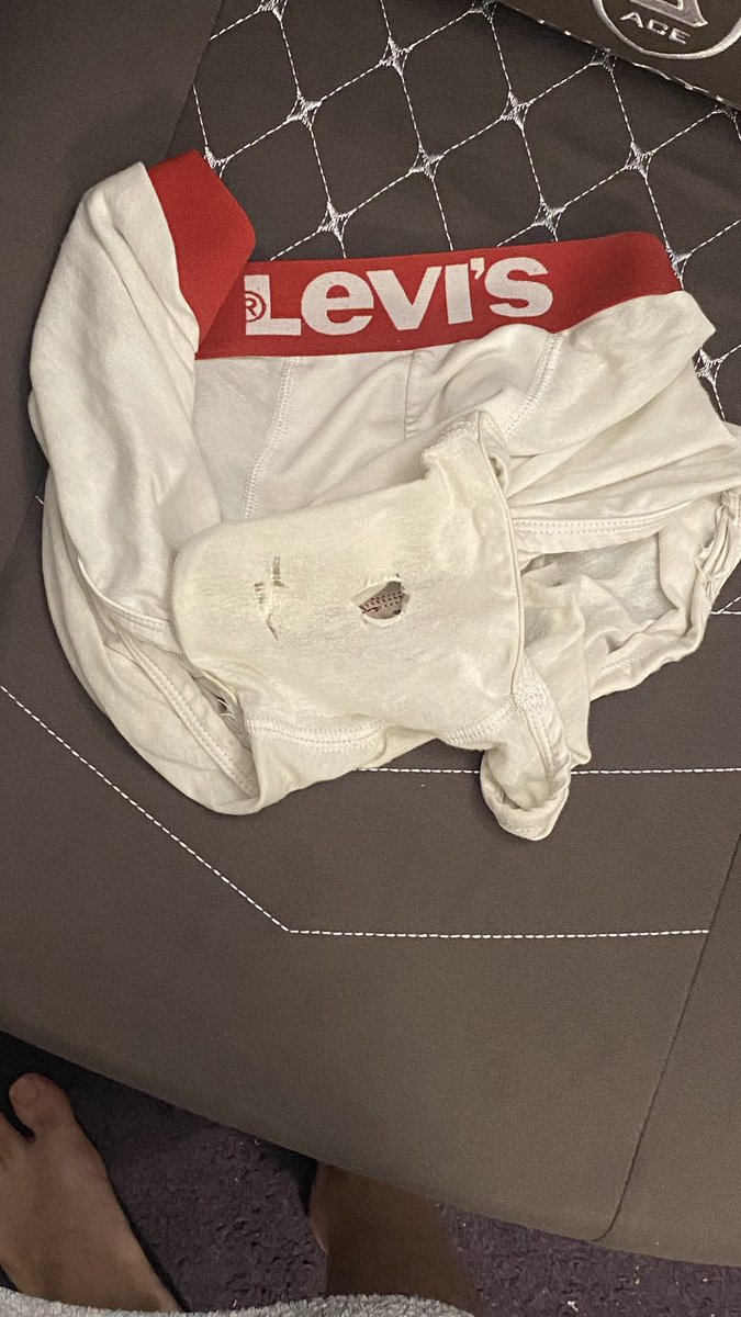 Verschwitzt und gelöchert 😵‍💫 RIP