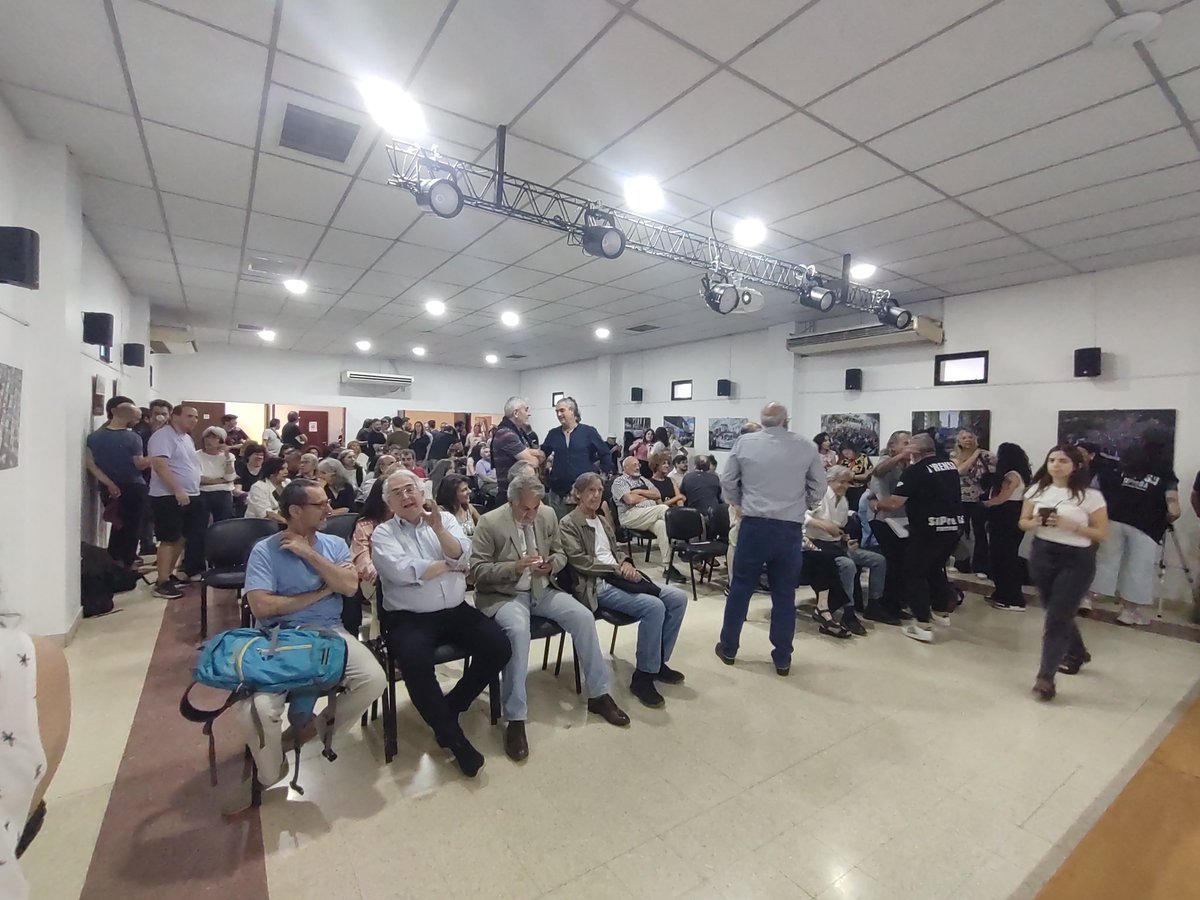 fmriachuelo's tweet photo. Despedida y brindis de fin de año en el @sipreba . https://t.co/i5NWAtzEyl