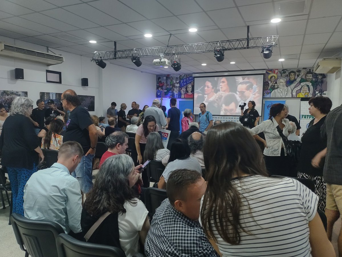 fmriachuelo's tweet photo. Despedida y brindis de fin de año en el @sipreba . https://t.co/i5NWAtzEyl