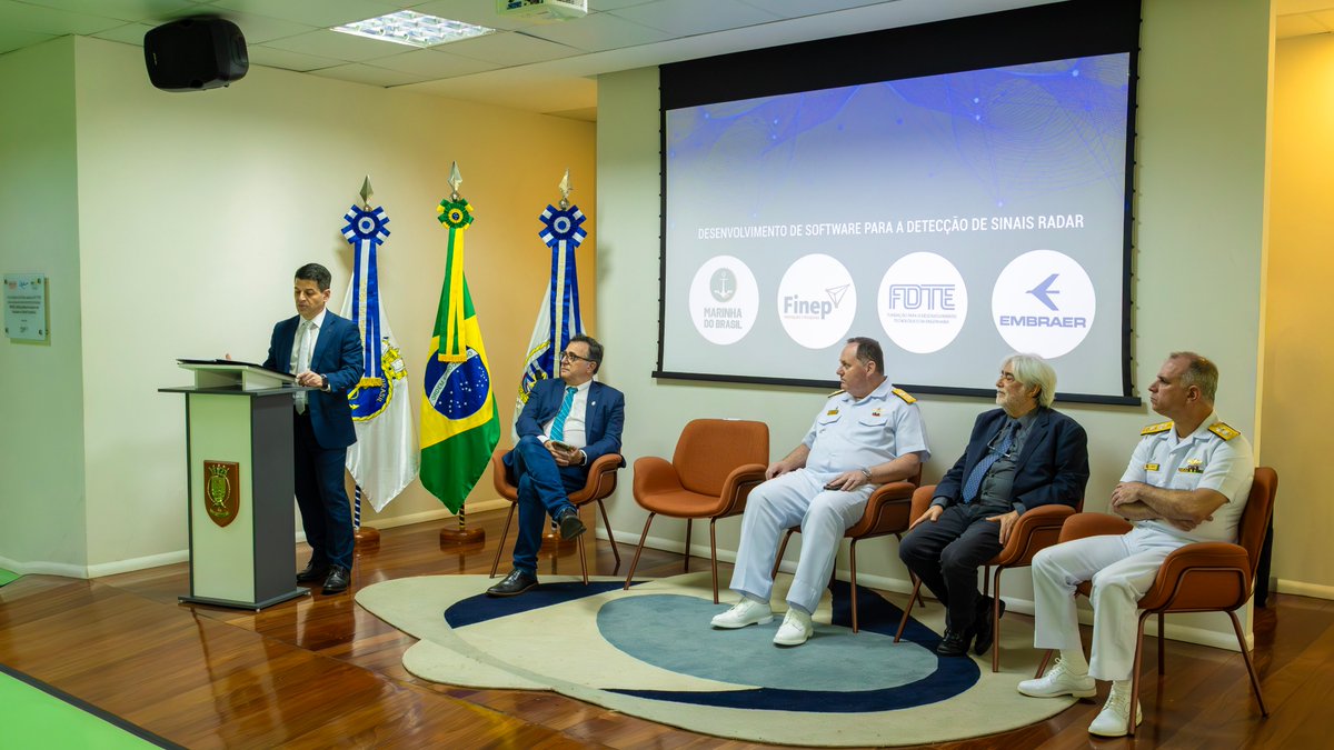 DefenseLrca's tweet photo. Marinha impulsiona Projeto Radar Gaivota com parceria tecnológica estratégica da Embraer e FDTEl
#Embraer #Marinha #FDTE #embj3 #SisGAAZ #FINEP #TriplaHélice
https://t.co/cdk7p1BloZ https://t.co/nRh9xqghjQ
