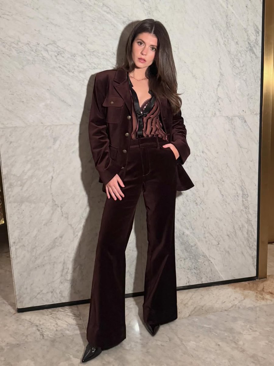 Emily Bader during "People We Meet on Vacation" press tour.

Enrique Melendez | Instagram.