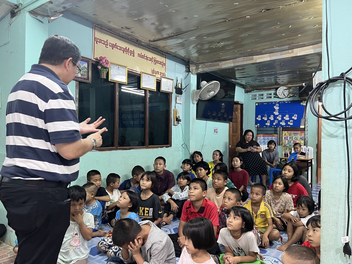 AMGINTL's tweet image. Imagine a pastor called to lead but never given biblical training.
Now imagine a church transformed when that pastor is equipped. 📖
Help bring the hopes of expanding pastor training to fruition.
Your support makes disciples who, in turn, make disciples.

amginternational.org/project/Worldw…