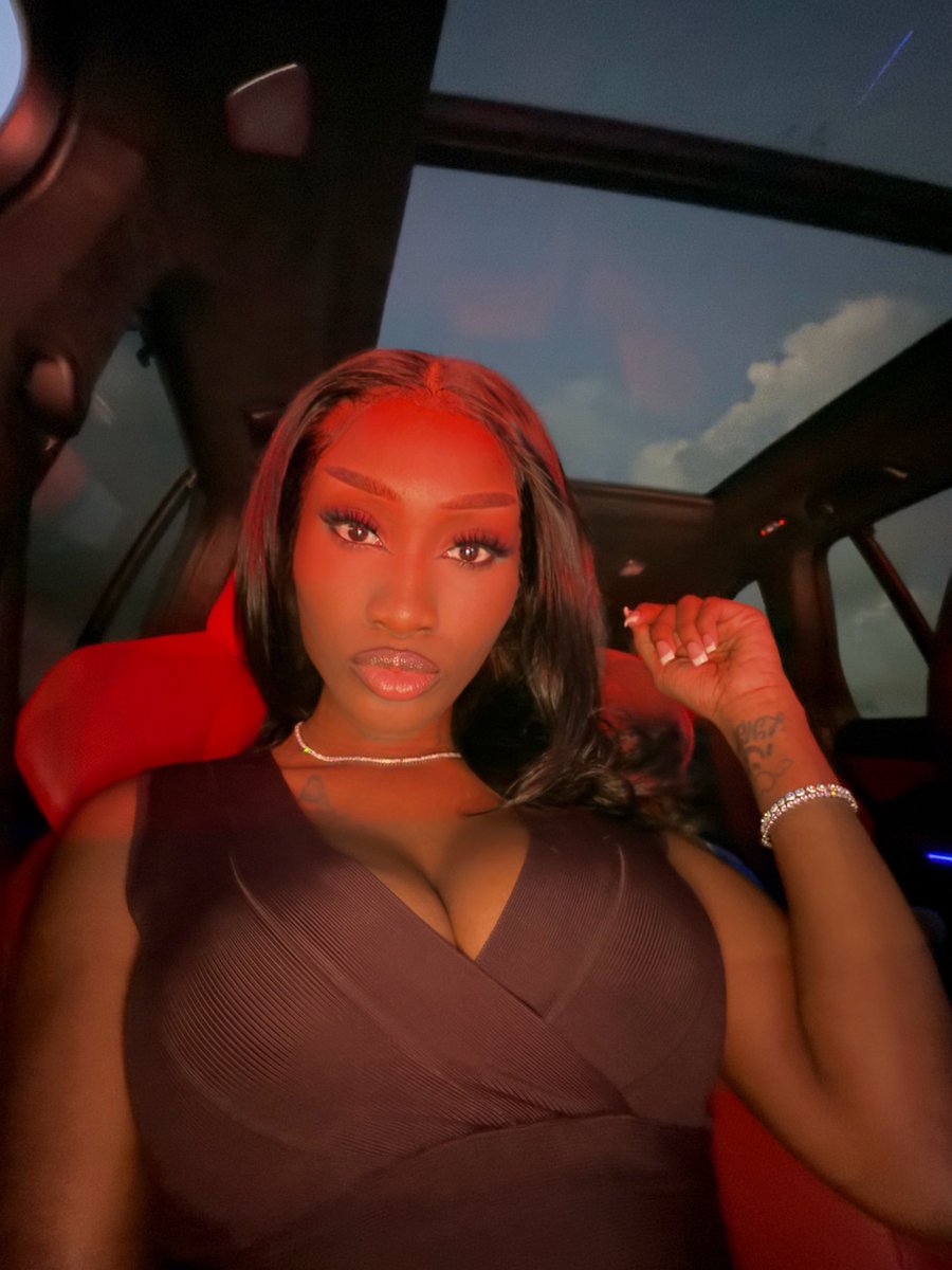 B (@2bcn2_) on Twitter photo 