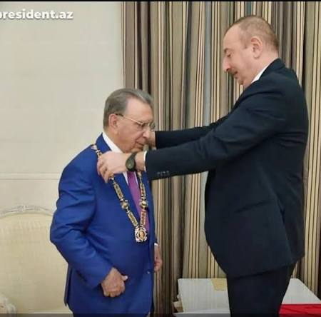 İlkin Umudlu (@ilkinumudlu) on Twitter photo 