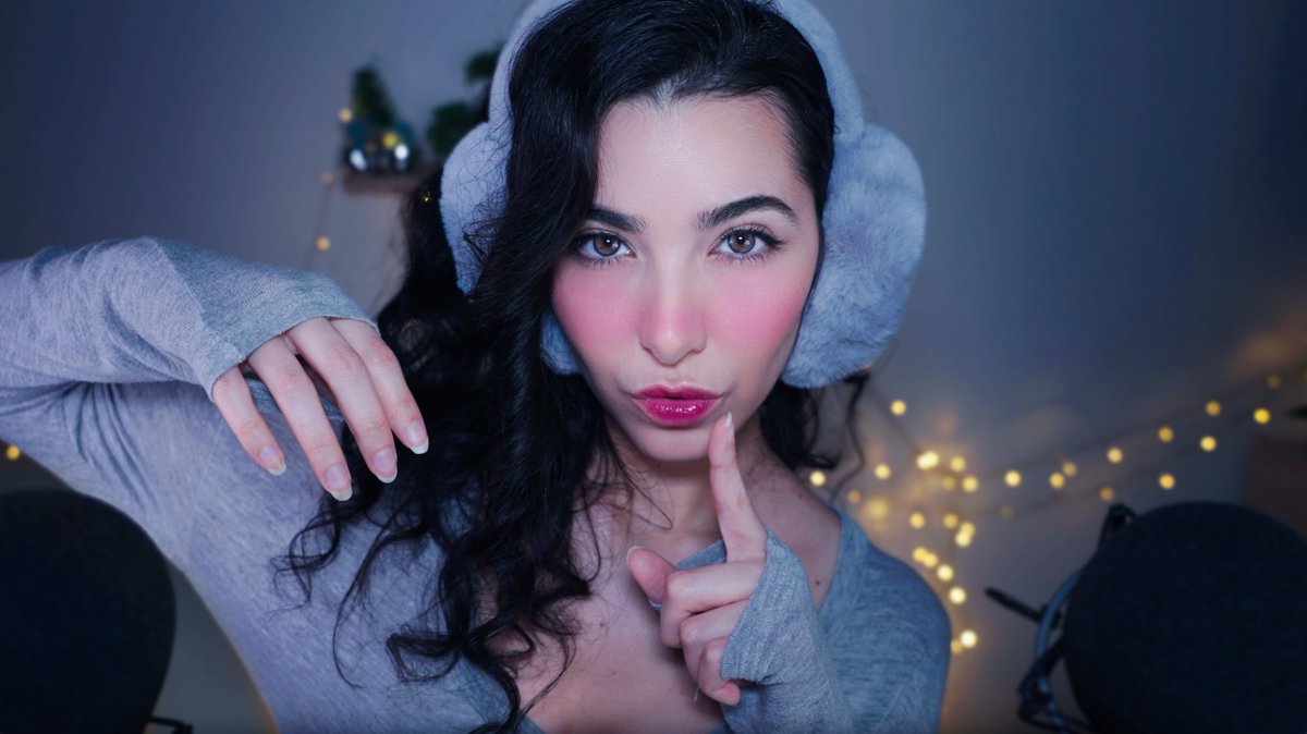asmrglow_'s tweet photo. New #ASMR video: https://t.co/HjQ26SeuGj 💤 https://t.co/odJD2dPxod