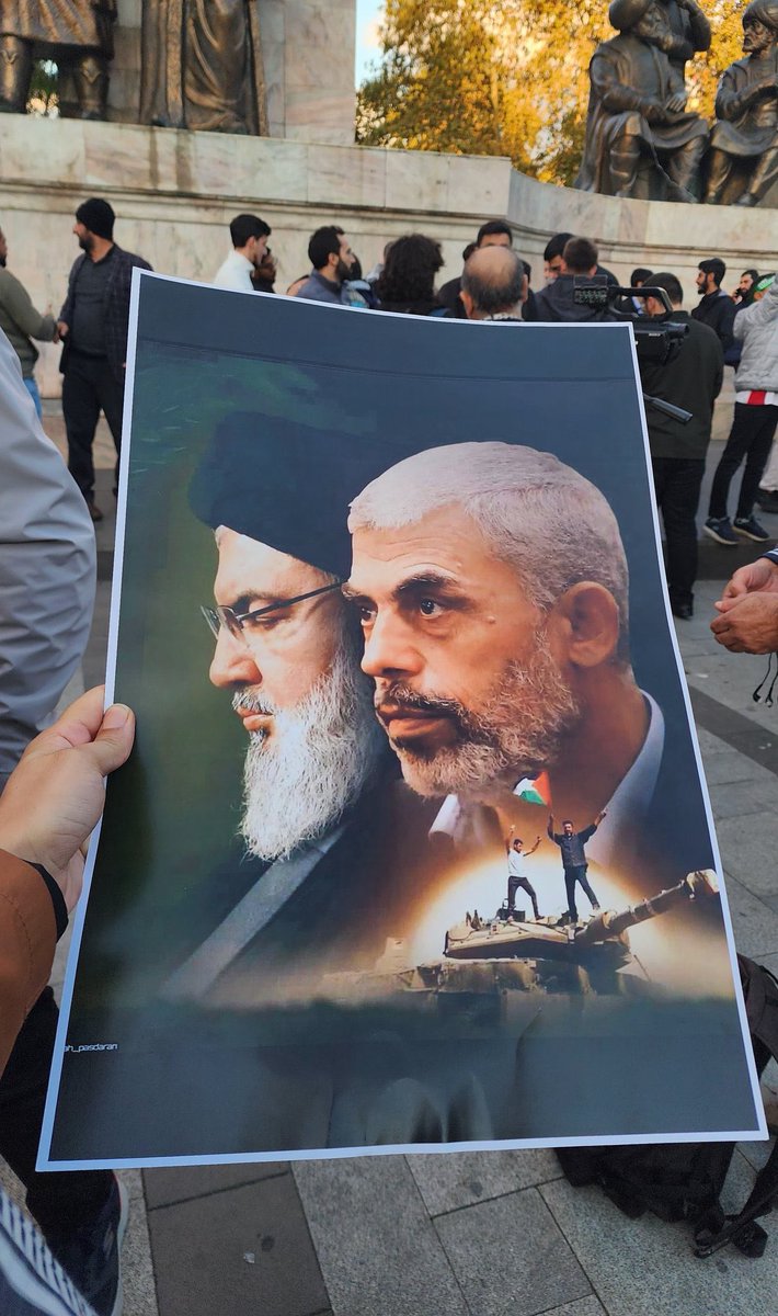 إذا أحببت أحدهما ولم تحب الأخر 
ف انت كاذب في حب الأول