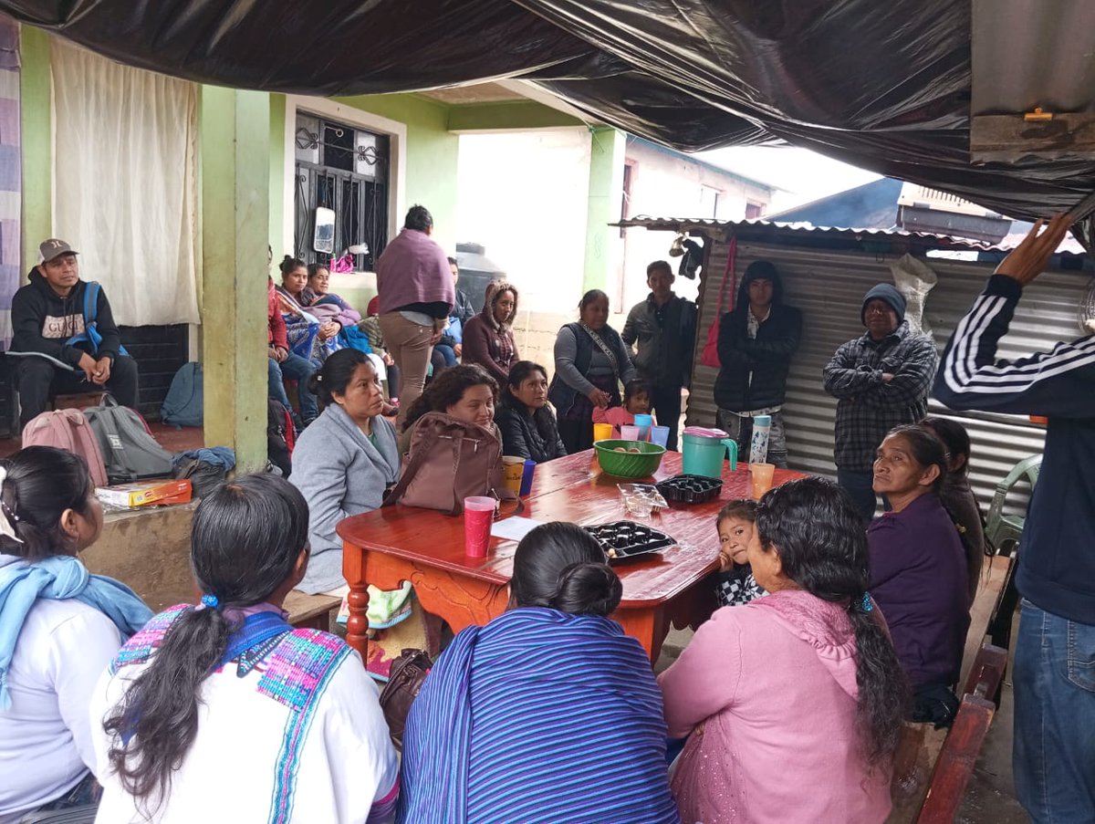 Compartir aprendizajes fortalece el campo. En Yashanal, Chiapas, productoras participaron en el intercambio “Producción de café diferenciado”, reforzando prácticas para mejorar la calidad del café.

#CaféDiferenciado #Chiapas #TerritoriosCafetaleros #Educampo