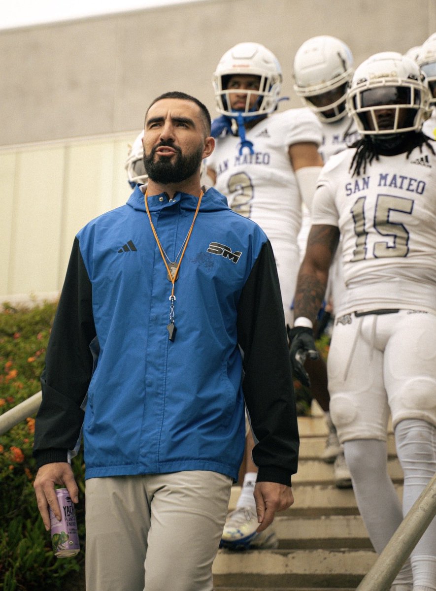 So proud of this team! These guys poured in every day to the work.    

This program is special 🏆 Holistic development = Results.

Nobody better to come play for than <a href="/coachTcsm/">Tim Tulloch Sr.</a> 

Time to hunt the next class of CSM DAWGS 🐶