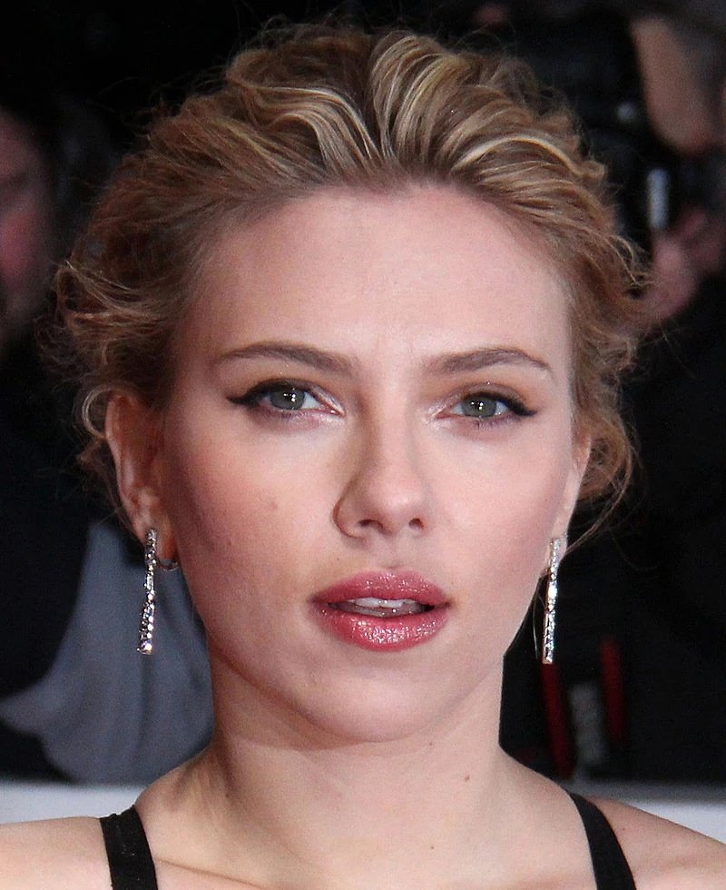 #Hamnet star Jacobi Jupe joins Scarlett Johansson in Mike Flanagan’s #Exorcist movie.

Source: THR | hollywoodreporter.com/movies/movie-n…