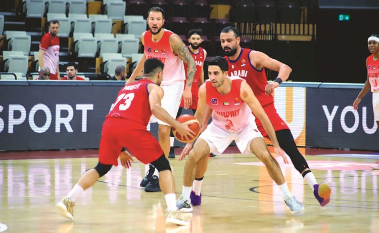 بجدارة.. «الأبيض» يستعيد صدارة «السوبر ليغ» 