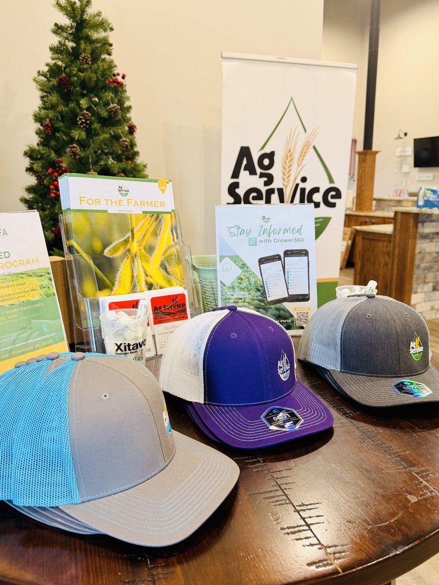 AgServiceInc2's tweet image. Last week we hosted a grower meeting with Helena Agri-Enterprises near our Hillsboro location. 

Several great topics were discussed! 

We want to extend a “thank you” to Greg and John with Helena for presenting. And we want to thank our customers for finding time to attend.