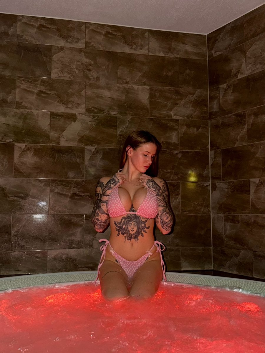 Inked Dory 👑 tweet media