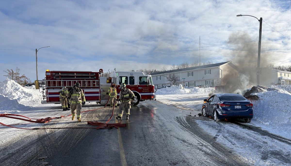 FirechiefVince's tweet photo. Firefighters in @towngfw made short work of a vehicle fire in Brown Ave this morning. No injuries reported but vehicle severely damaged. #GFWFire https://t.co/lOrxioASps