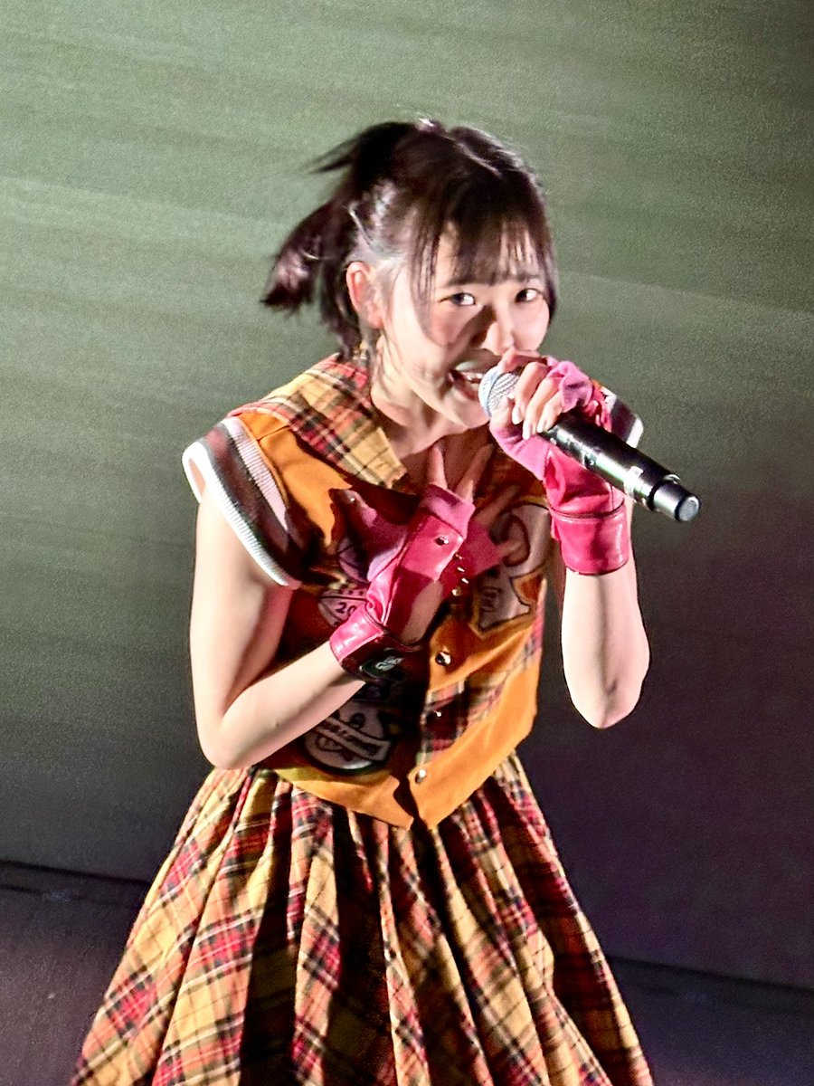 おはきんちゃん！💛 昨日は仕事を早めに切り上げてアイドルさんの研究