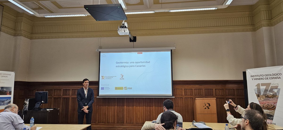 JuanAntonio_RR's tweet image. 3/Voces clave que aportaron una visión realista (fortalezas, debilidades, retos y palancas): Margarita de Gregorio @Geoplat, Ignasi Herms @ICGCat, Joaquín Gurriarán Grupo #DISA, Pablo Fernández Martínez #HUNOSA ...

#geotermia #geothermal #ciencia #social #tecnología #España