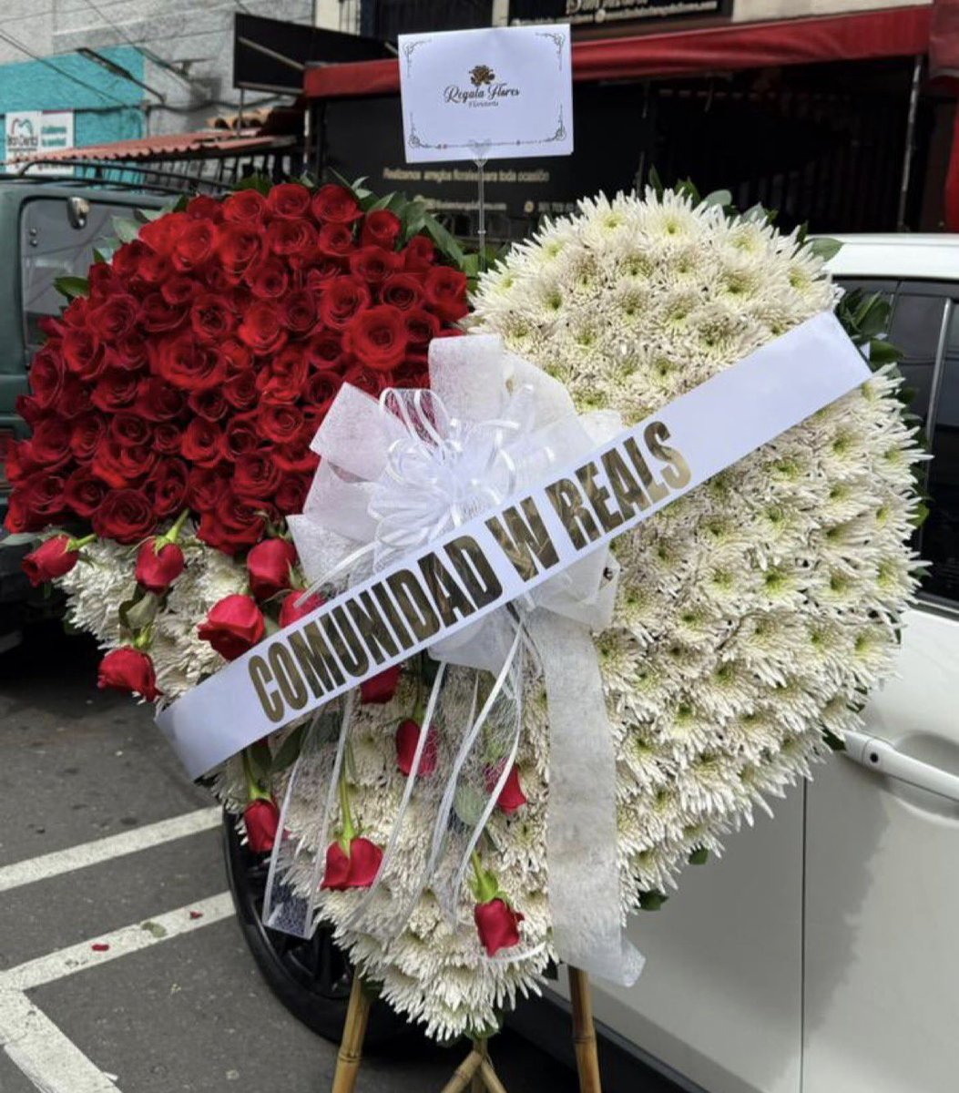 doriasap's tweet image. Hoy desde W REALS despedimos con mucho dolor a Mariana Upegui, una gran seguidora de WestCOL que siempre estuvo apoyando cada proyecto con cariño y compromiso.

Enviamos fuerza y condolencias a su familia y a todos sus seres queridos. Duele profundamente ver cómo se apagan vidas…