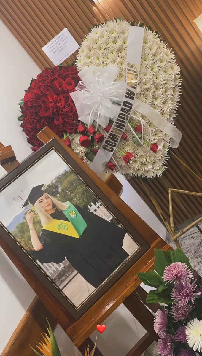 doriasap's tweet image. Hoy desde W REALS despedimos con mucho dolor a Mariana Upegui, una gran seguidora de WestCOL que siempre estuvo apoyando cada proyecto con cariño y compromiso.

Enviamos fuerza y condolencias a su familia y a todos sus seres queridos. Duele profundamente ver cómo se apagan vidas…