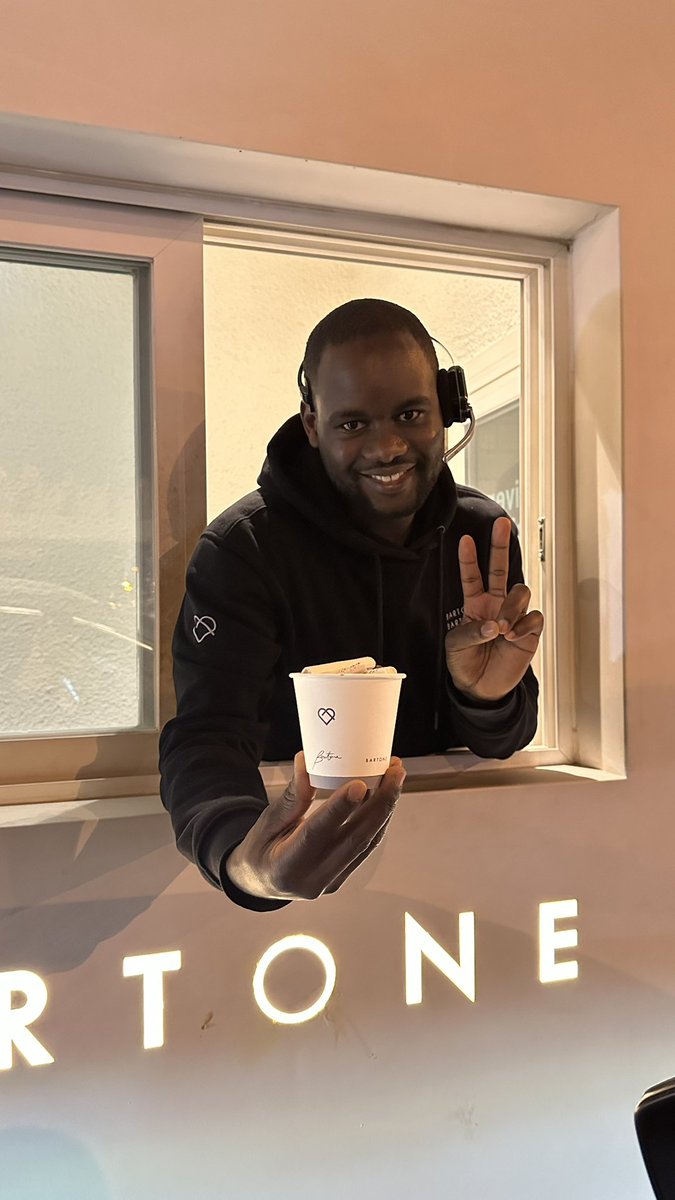 maraiemx's tweet photo. Hot chocolate szn 🤍 https://t.co/GR2B0peP9n